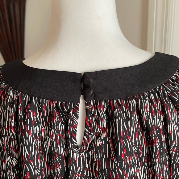 BCBGMAXAZRIA Black Red White Short Sleeve Relaxed Fit Dress! Great condition. Lg - Picture 6 of 13